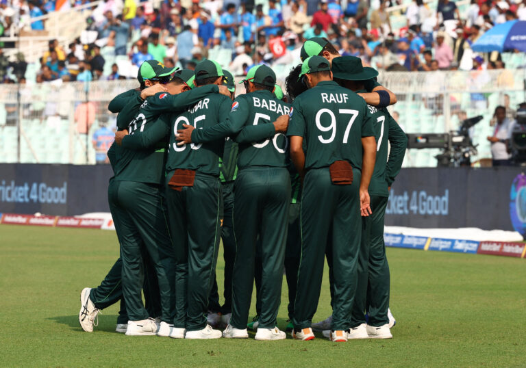 Earthbetz vs. Allpaanel: Which Site Is More User-Friendly?